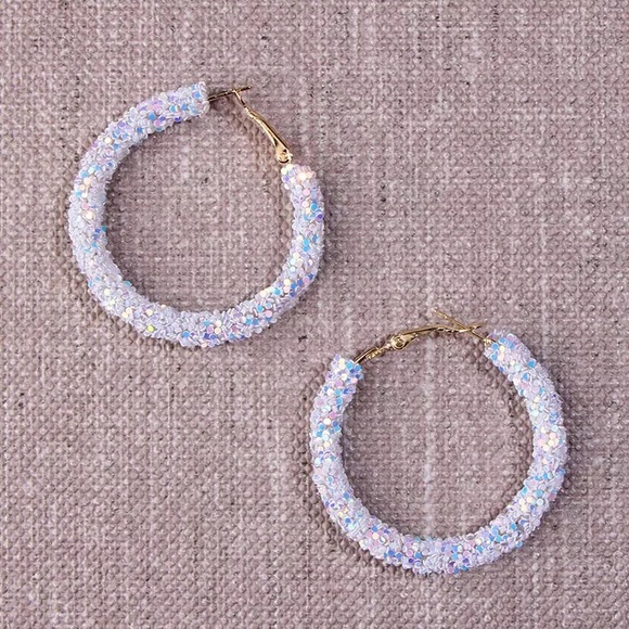 White Glitter Cubic zirconia hoop Earring - Picture 6 of 11